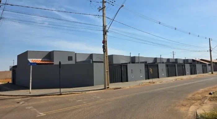 Casa Padrão - Residencial Figueiras do Parque - CAMPO GRANDE