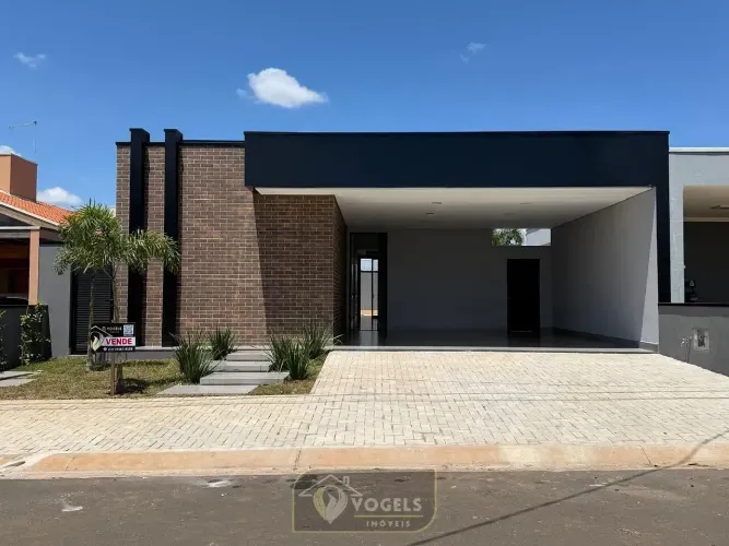 CASA À VENDA NO CONDOMÍNIO PORTAL DO SOL EM HOLAMBRA/SP COM 3 SUÍTES, PISCINA E ÁREA GOURM