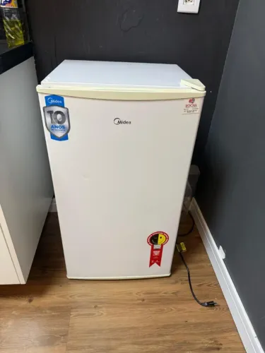 Frigobar Midea 127v 93 Litros
