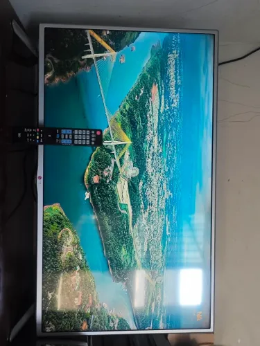 Smart TV LG 39" (Modelo 39LB5800) - Perfeita para o seu dia a dia!