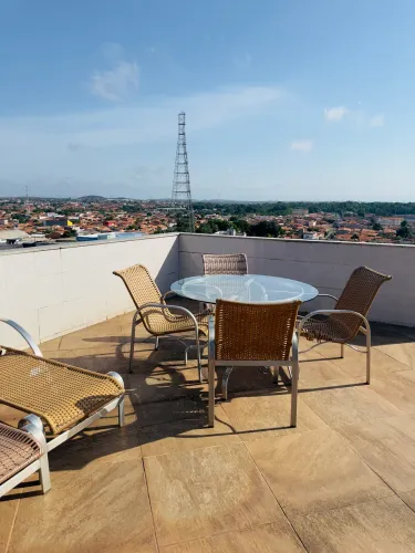 Cobertura duplex com piscina privativa