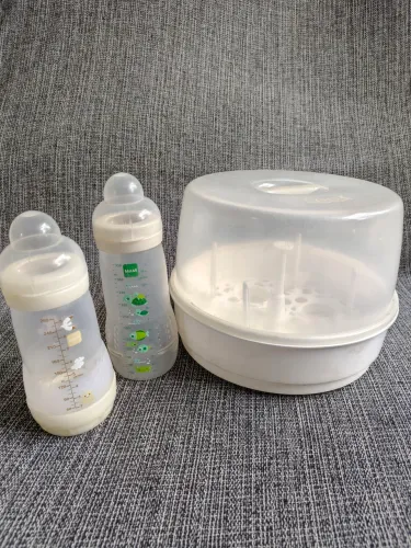 Esterilizador Mamadeiras + 2 Mamadeiras