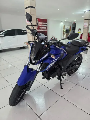 YAMAHA FAZER FZ25 250cc - 5 marchas - Flex