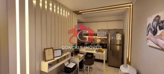 Linda casa em condomínio toda decorada com 1 dorm. cozinha planejada e quintal