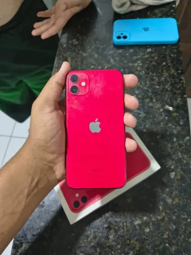 iPhone 11,com caixa, bateria 100%