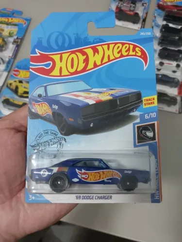 Dodge Charger Hot Wheels 69