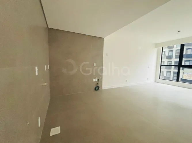 Estúdio de 33m² na Trindade