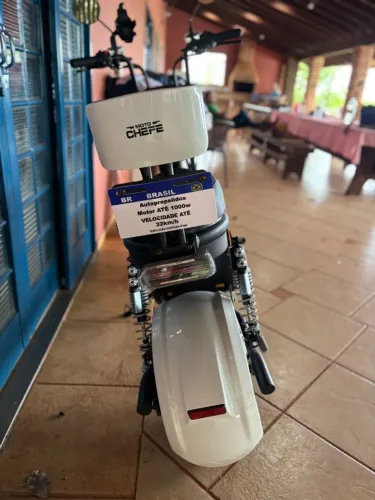 X12 Max edição limitada moto chefe