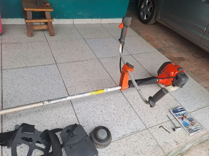 Roçadeira gasolina husqvarna
