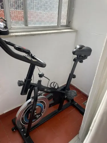 Bicicleta ergométrica WCT