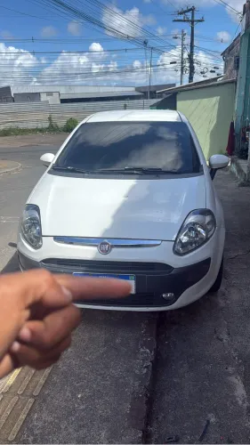 Fiat Punto Essence 1.6 Flex 16V 5P 2013