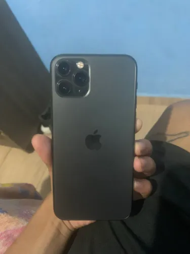 Iphone 11 pro ( Aceito trocas com volta )