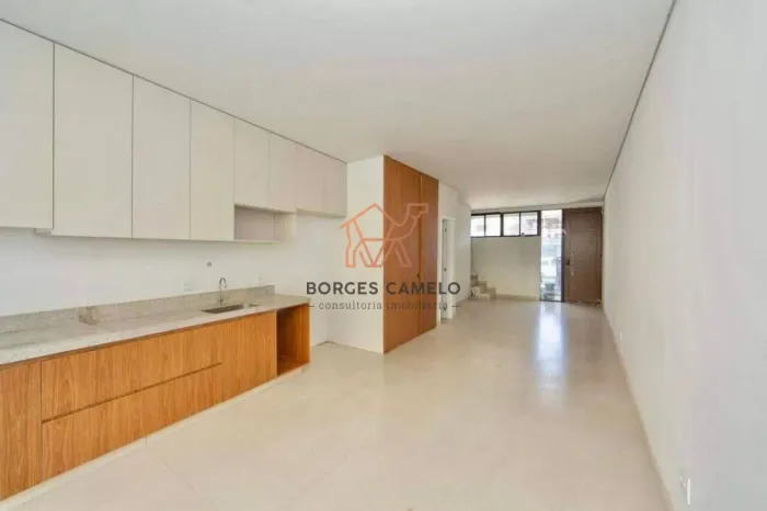 Casa com 3 quartos para alugar, 164 m² por R$ 7.000/mês - Estoril - Belo Horizonte/MG