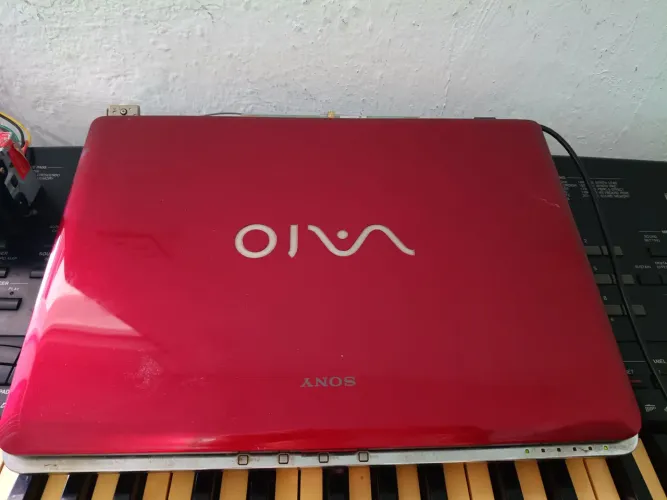 notebook Sony Vaio PCG-5G3L,ano 2013, funcionando 