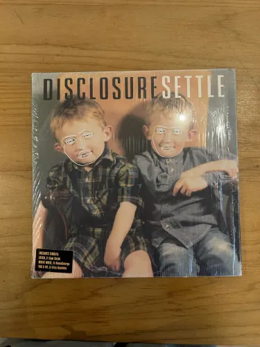 vinil Disclosure - Settle