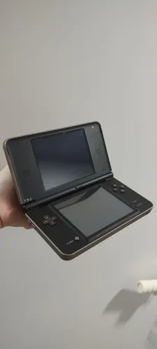 Nintendo DSI XL