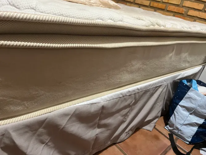 Colchão + box orbhes excellence 650 reais 