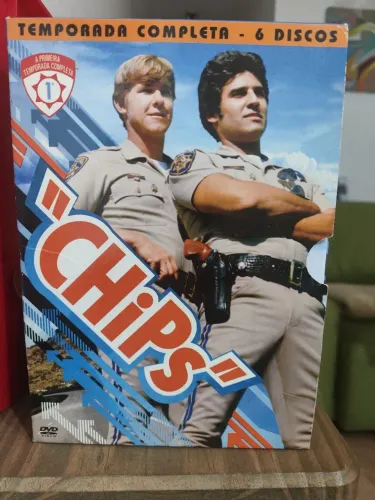 DVD Box CHiPs Nacional - 1ª Temporada Completa Original em DVD - 6 Discos - Warner