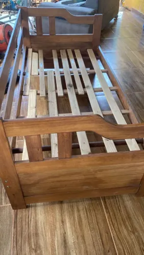 CAMA SOLTEIRO