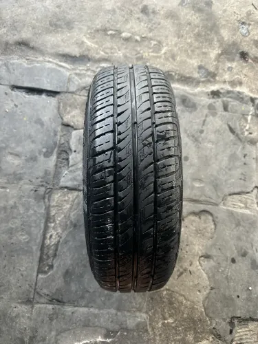 Pneu 175 65 14