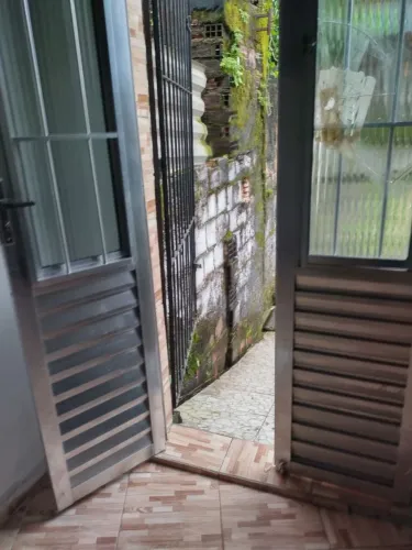 Casa pequena toda boa vem pra hj..