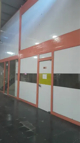 Loja em centro comercial, bom pra qualquer ramo, centro de treinamento, auto escola etc.