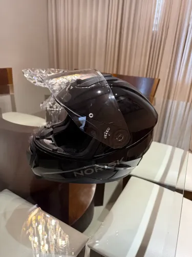Capacete Norisk Razor tamanho 60