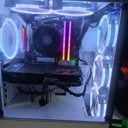 PC Gamer Ryzen 5. +Rtx4060