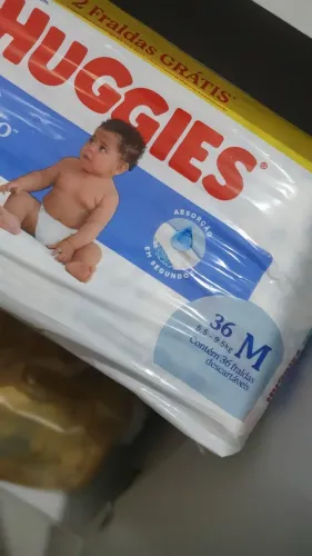 Fralda Huggies P 32 e M 36