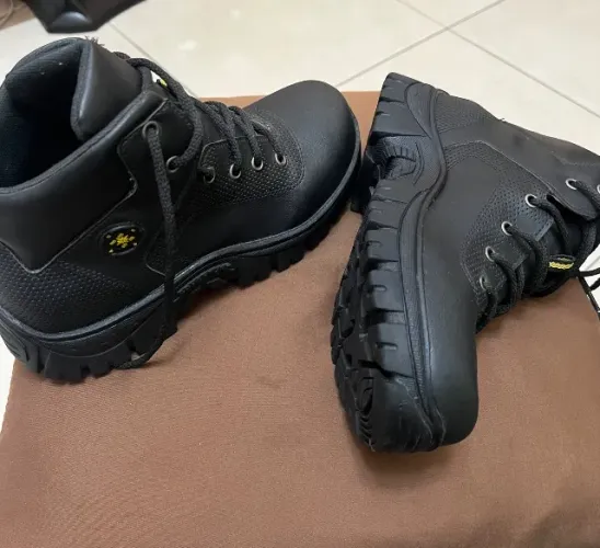 Bota NOVA