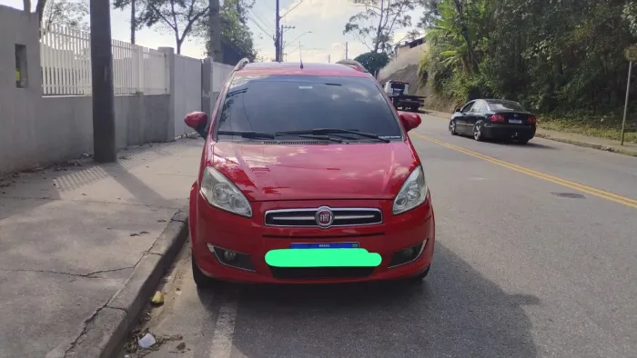 Fiat Idea Attractive 1.4 Fire Flex 8V 5P 2015