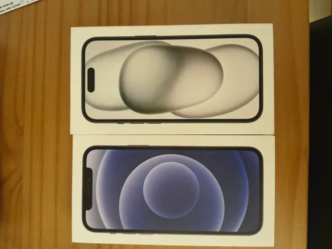 Caixas dos iPhones 15 e 12 ( vendo junto ou separado, informações extras na descrição)
