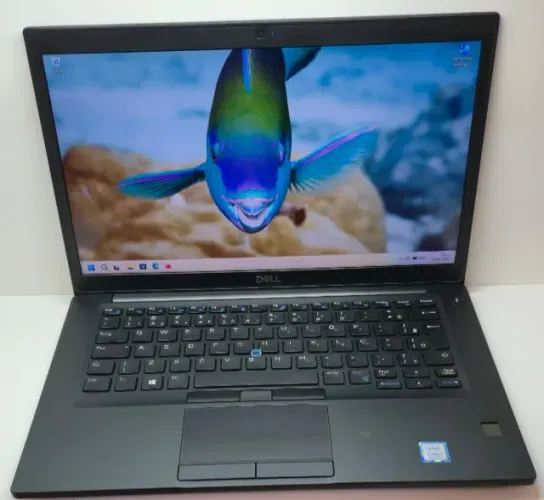 Notebook Dell Latitude com processador Intel Core i5 de 8ª geração, 8GB de RAM e 256GB de