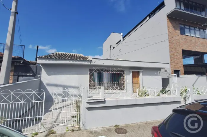 Localização estratégica e espaços amplos para o seu negócio em Florianópolis