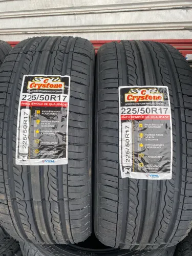 02 pneus (par) 225/50r17 Crystone remolde novo