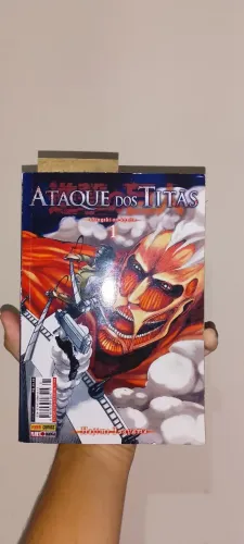 HQ Atack on Titan 1 e 2
