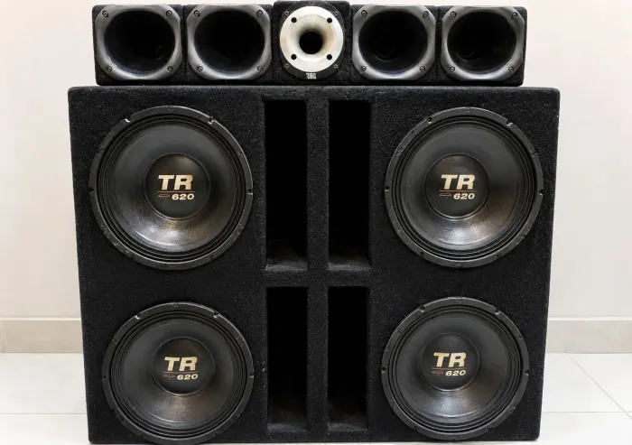 Som automotivo TR 620 + módulo Stetsom 3K3