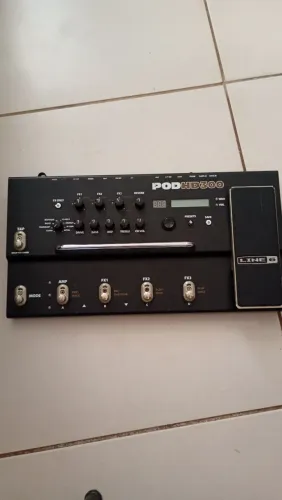 Line 6 POD HD300 (Para Conserto) - Impecável + Fonte e Manuais