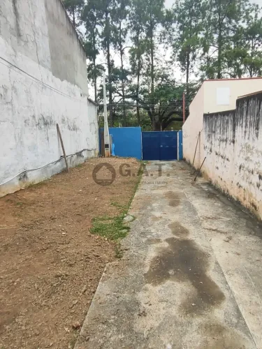 Casa para locação em Sorocaba-SP, Jardim Maria do Carmo: 1 quarto, 1 sala, 1 banheiro, 6 v