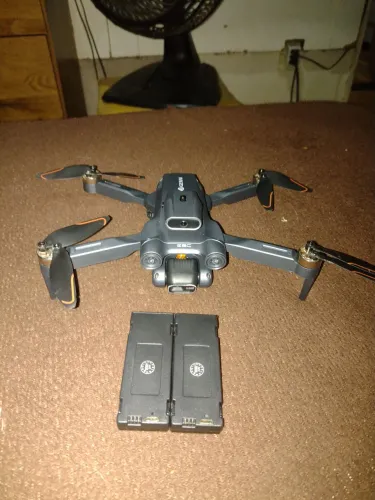 Troco por ukulele drone genai