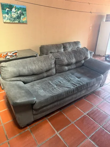 Vendo Estofado 3 e 2 Lugares