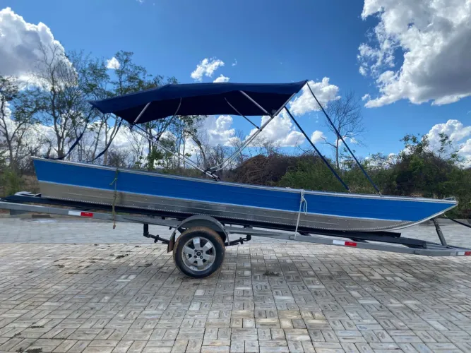 Barco semi chata novo