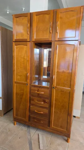 Guarda roupa de solteiro pinho novo