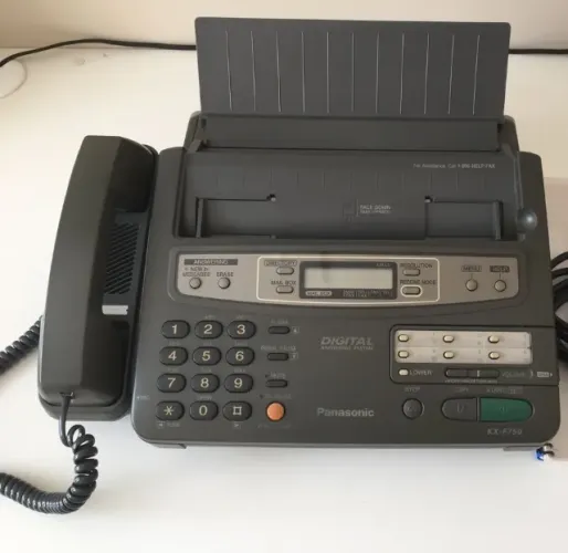 Telefone E Fax com Secretária Eletrônica Panasonic Kx-f750