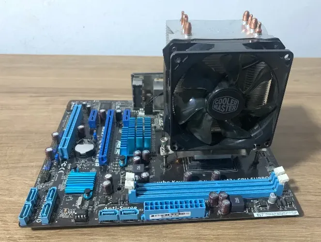 Kit Placa-Mãe ASUS M5A78L-M LX-BR e CPU AMD FX 6300