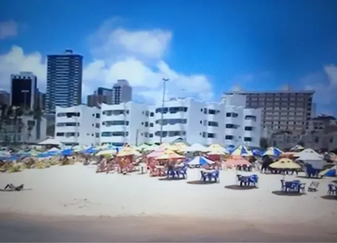 Aconchegante Flat COM QUARTO CLIMATIZADO na Praia do Meio para locação