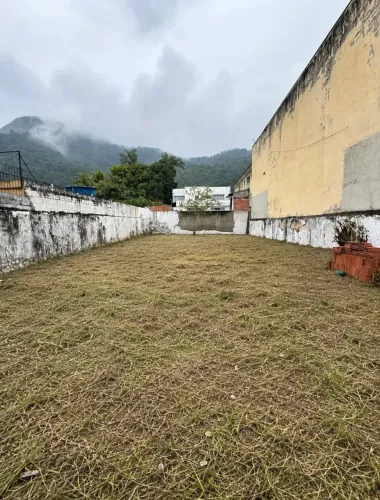 Terreno Comercial 360m² na Av. Rui Barbosa | São Francisco | Alto Fluxo