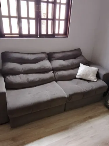 Sofá retrátil