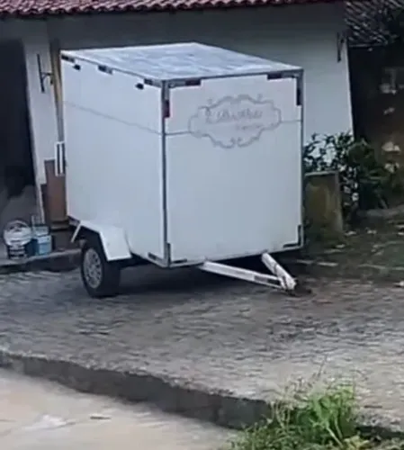 Carretinha baú