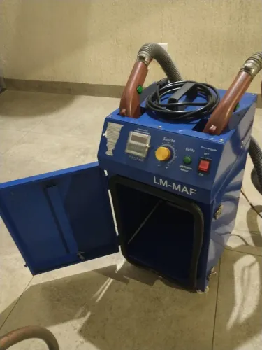 Máquina de arrematar linha